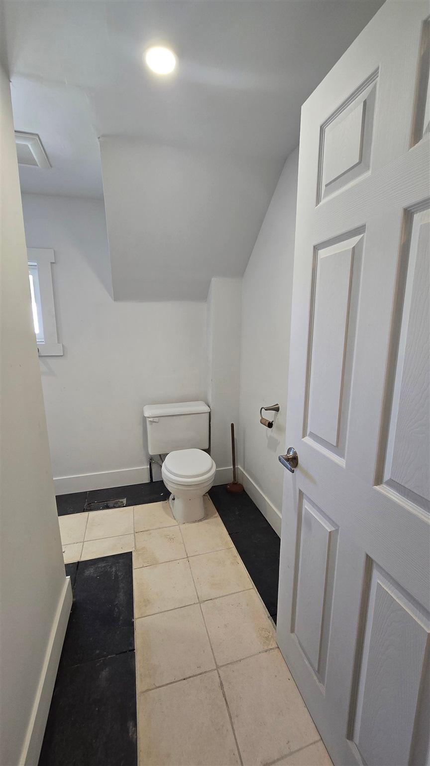 Photo 14 of 404 John Street, Sault Ste Marie, Ward 4 — HOMEH