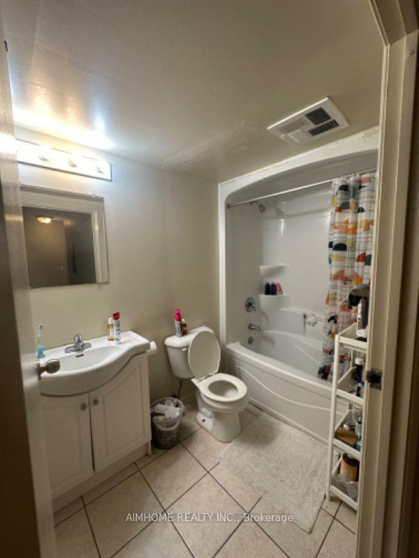 Photo 6 of Unit 403, 261 Lester Street, Waterloo, Beechwood/University — HOMEH