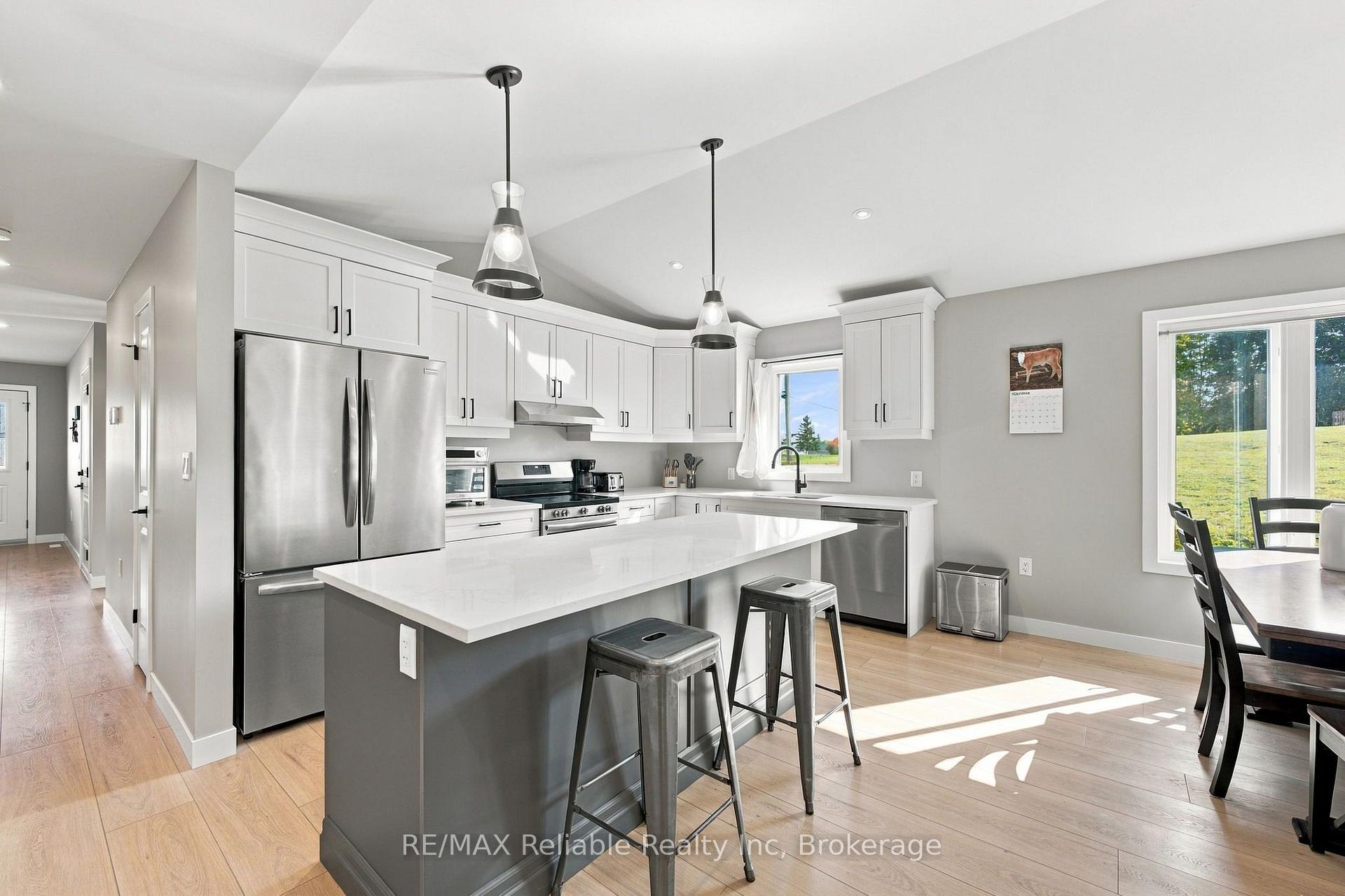 Photo 13 of 236 Beech Street, Central Huron, Clinton — HOMEH