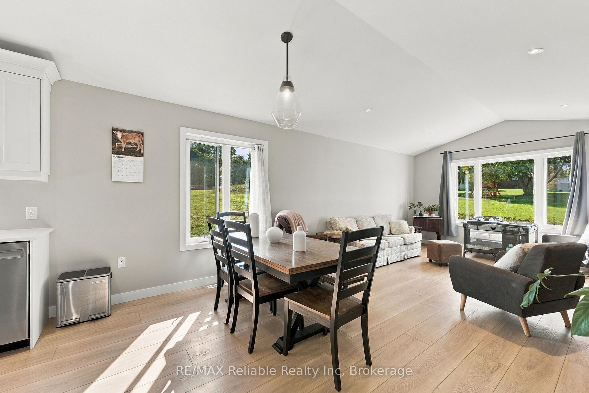 Photo 15 of 236 Beech Street, Central Huron, Clinton — HOMEH