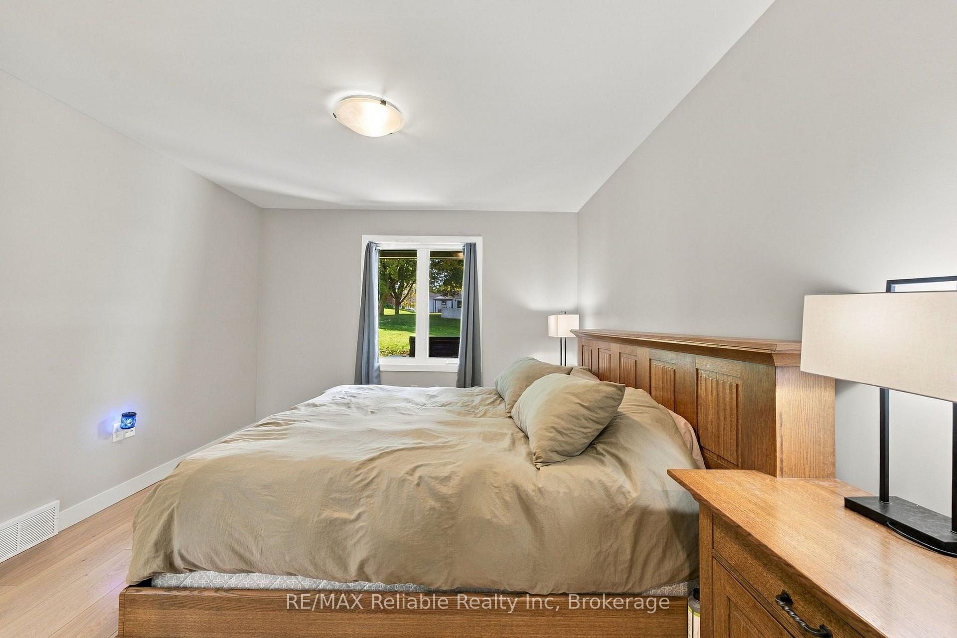 Photo 23 of 236 Beech Street, Central Huron, Clinton — HOMEH
