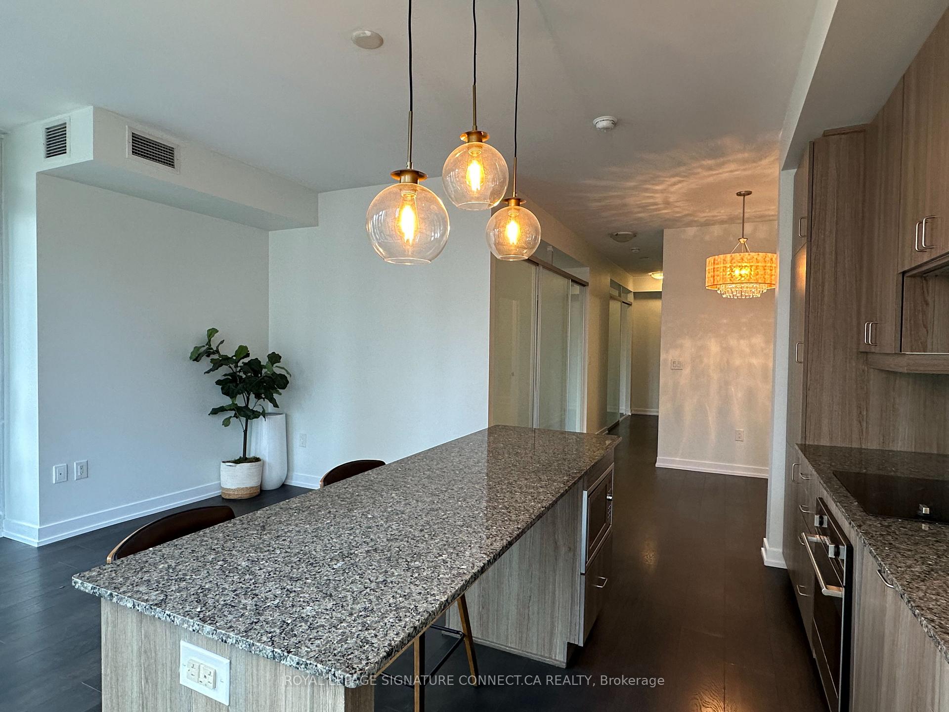 Photo 12 of Unit 1108, 426 University Avenue, Toronto, Kensington-Chinatown — HOMEH