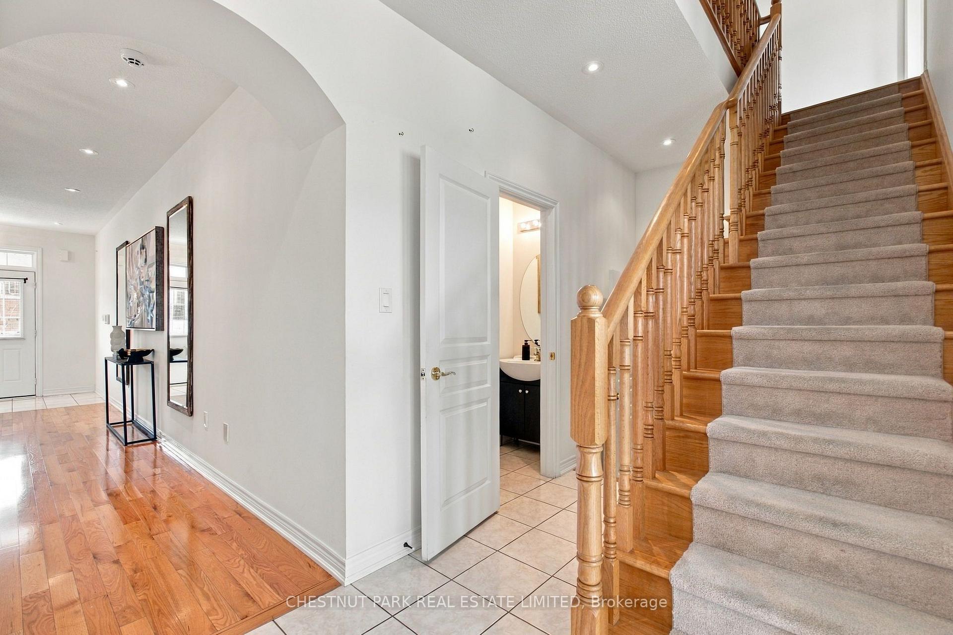 Photo 21 of 57 James Joyce Drive, Markham, Victoria Manor-Jennings Gate — HOMEH
