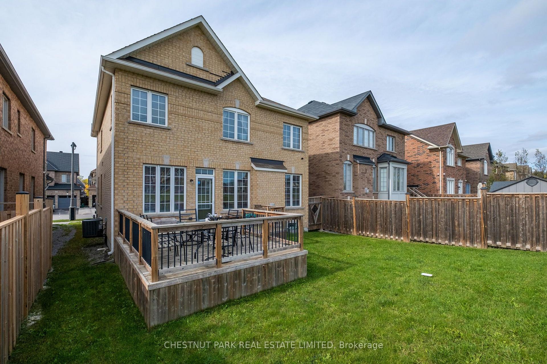 Photo 42 of 57 James Joyce Drive, Markham, Victoria Manor-Jennings Gate — HOMEH