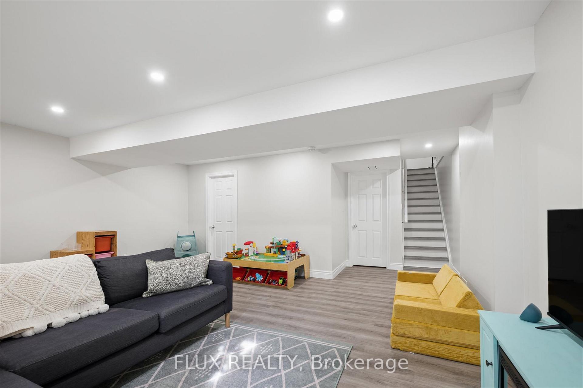Photo 29 of 163 William Street, Woolwich, Elmira — HOMEH