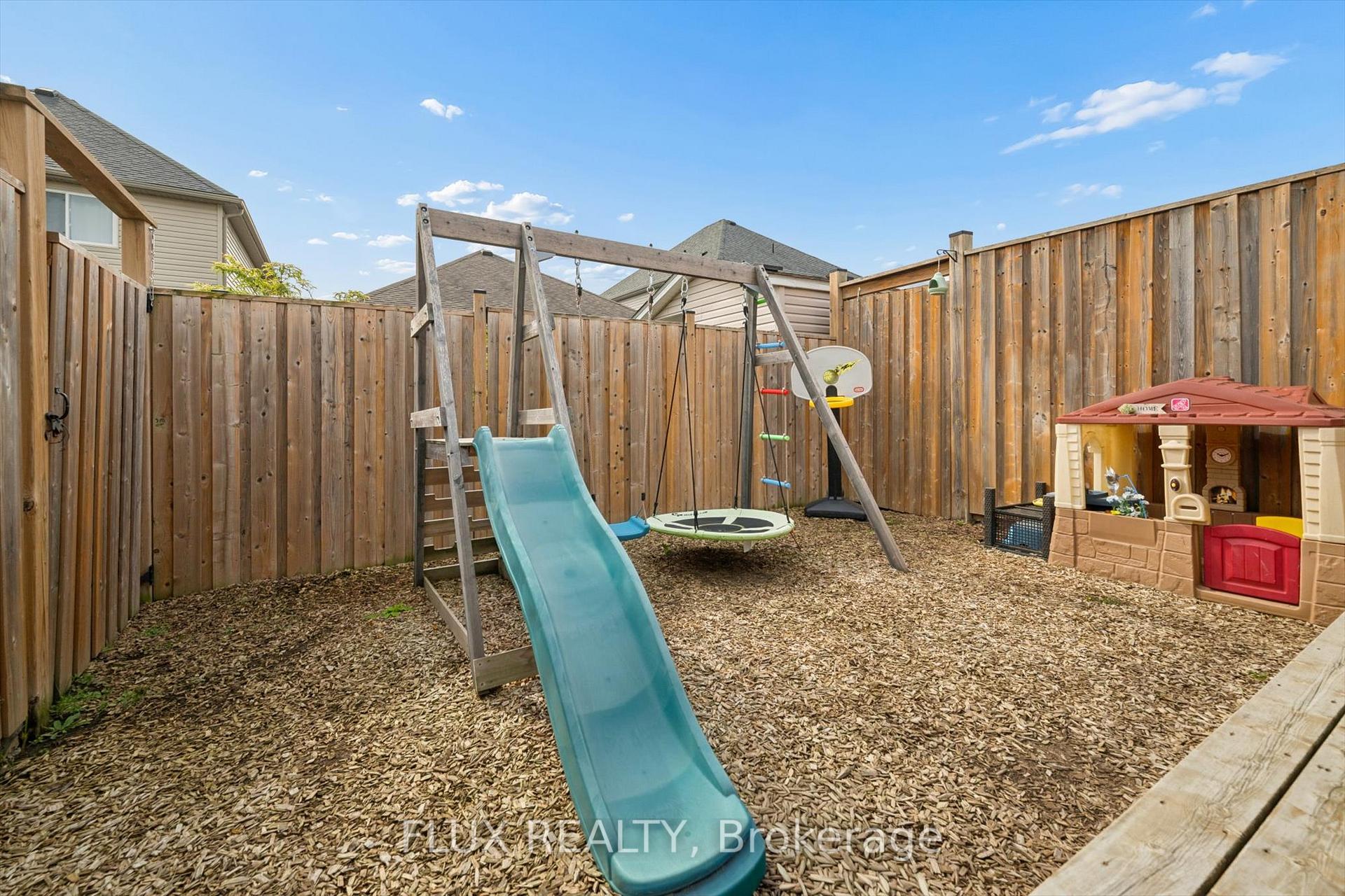 Photo 33 of 163 William Street, Woolwich, Elmira — HOMEH