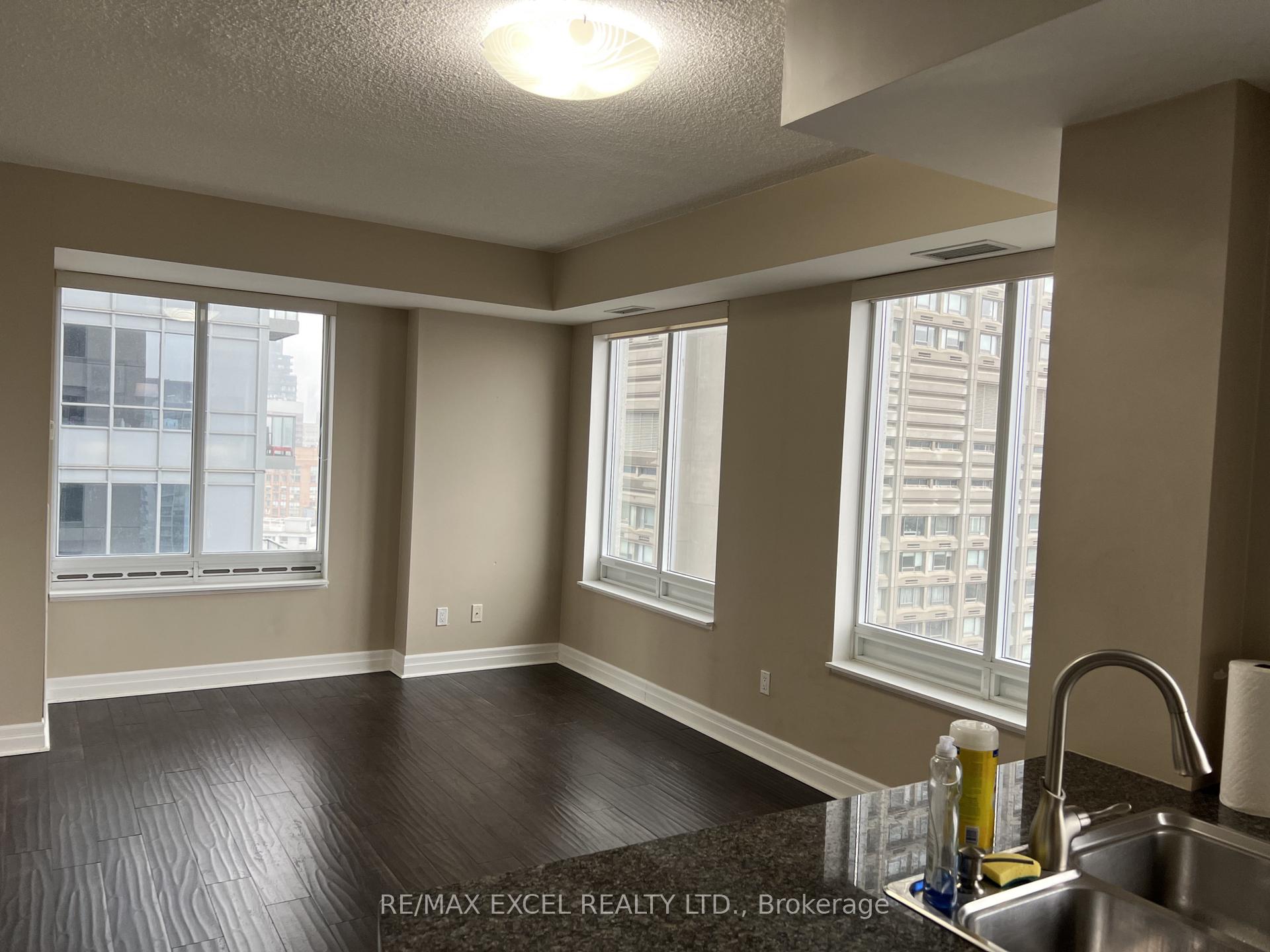 Photo 2 of Unit 3006, 35 Balmuto Street, Toronto, Bay Street Corridor — HOMEH