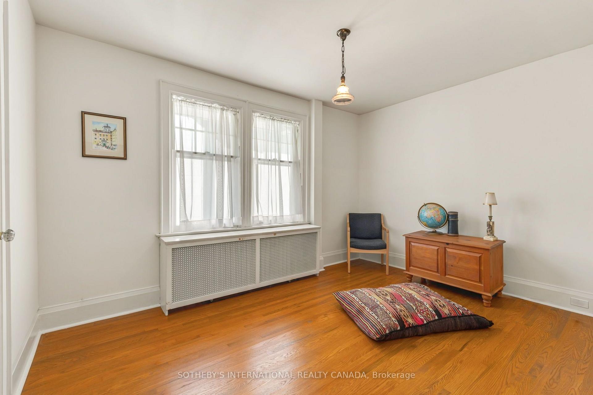 Photo 14 of 38 Chaplin Crescent, Toronto, Yonge-Eglinton — HOMEH