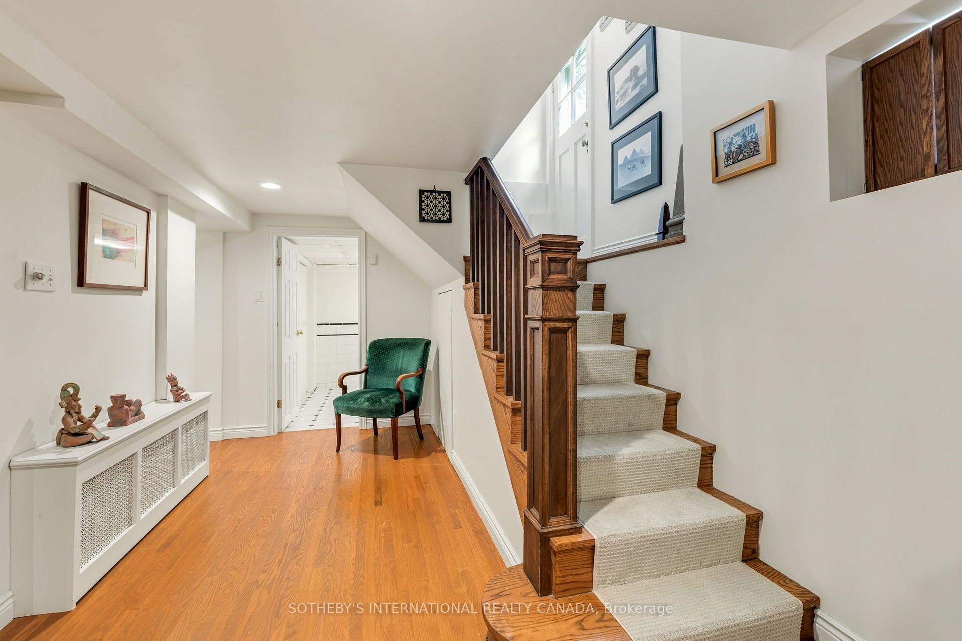 Photo 19 of 38 Chaplin Crescent, Toronto, Yonge-Eglinton — HOMEH