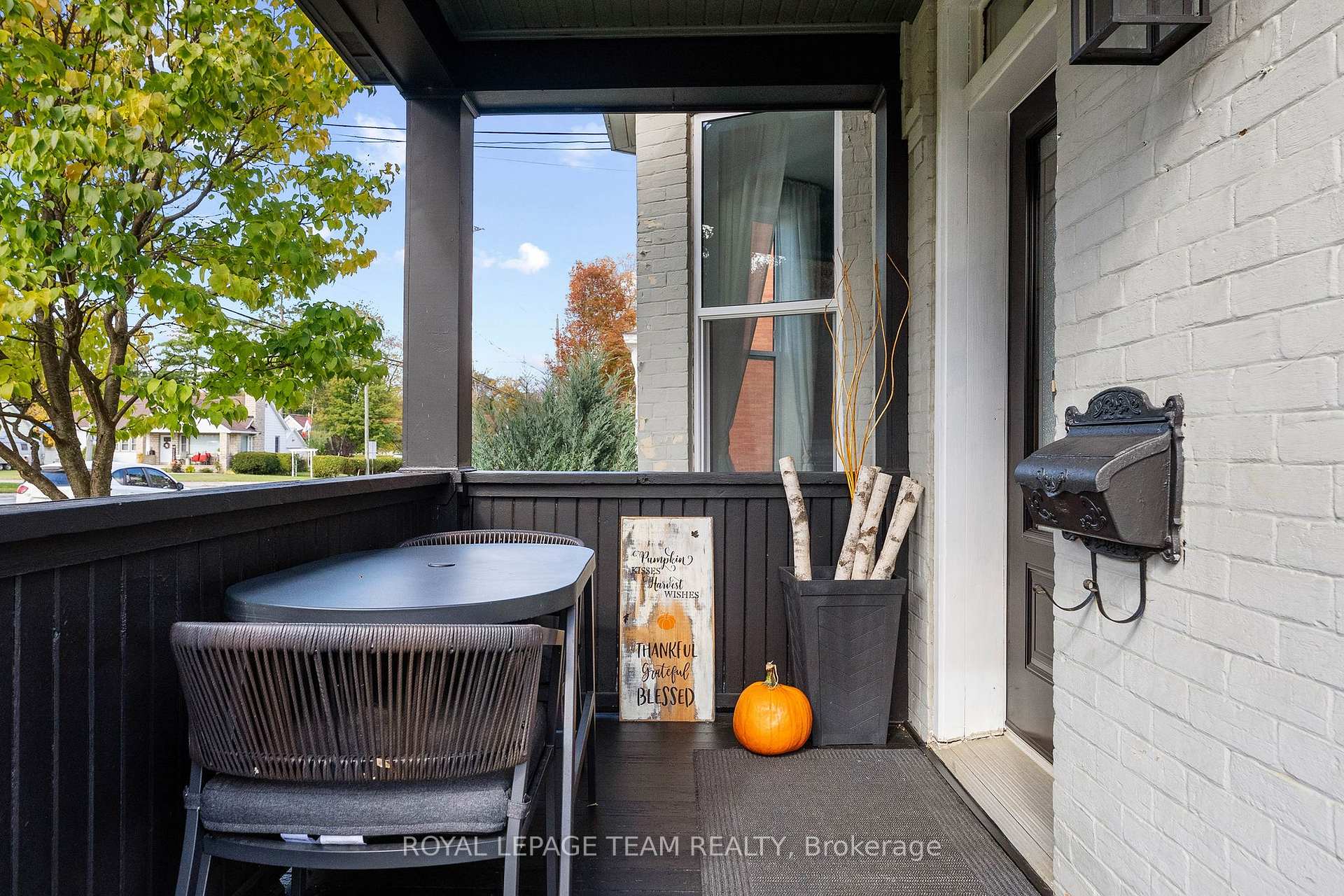 Photo 25 of 729 Raglan Street S, Renfrew, Renfrew — HOMEH