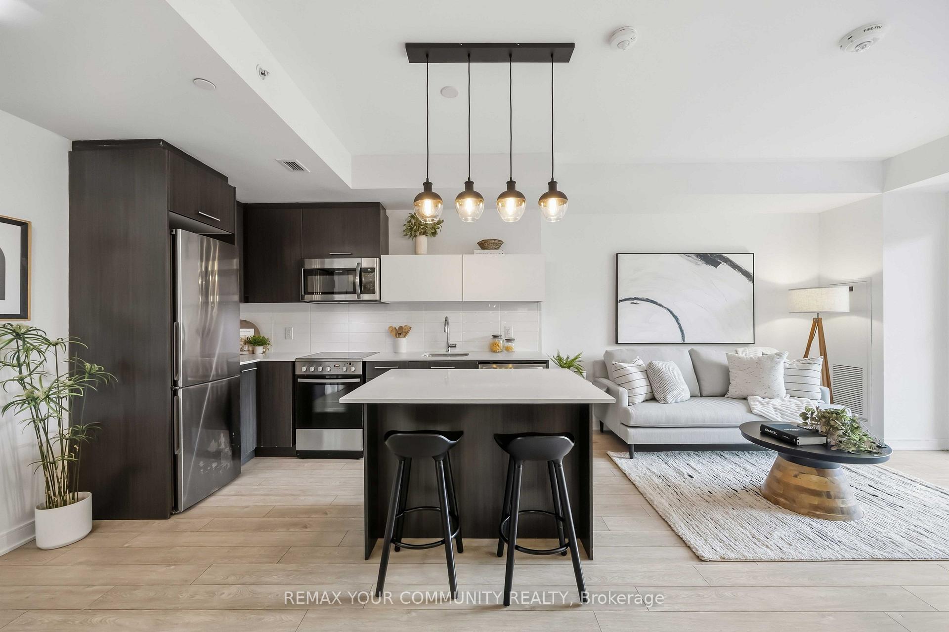 Photo 21 of Unit 310, 1 Neighbourhood Lane, Etobicoke, Stonegate-Queensway — HOMEH
