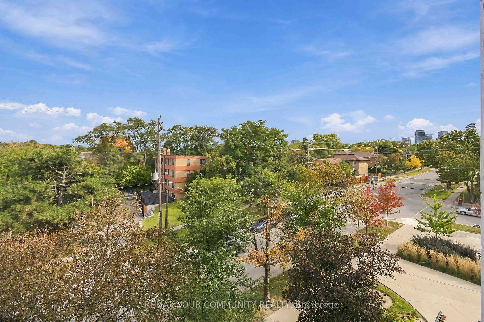 Photo 37 of Unit 310, 1 Neighbourhood Lane, Etobicoke, Stonegate-Queensway — HOMEH