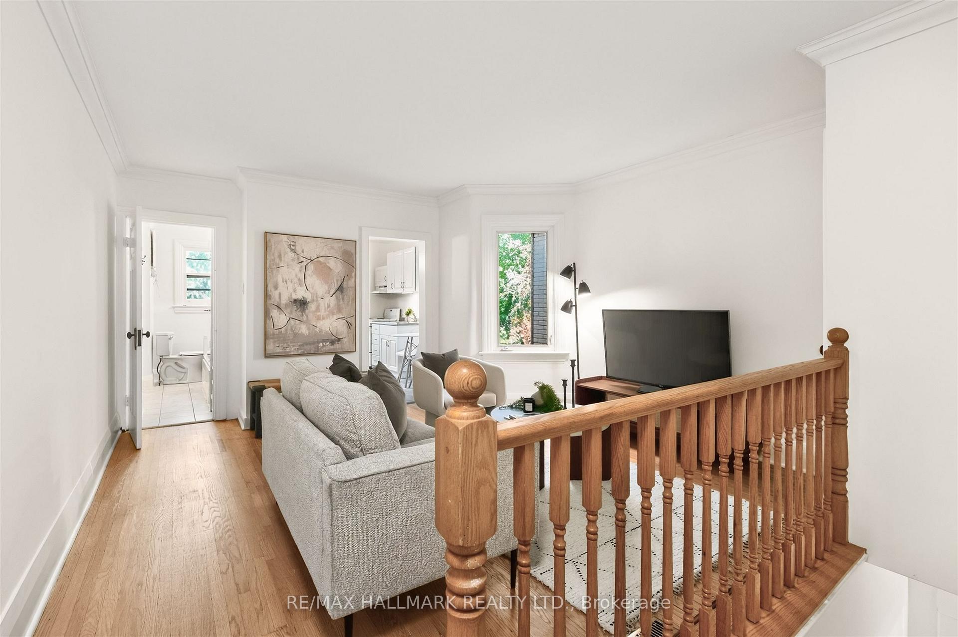 Photo 5 of 26 Pearson Avenue, Toronto, Roncesvalles — HOMEH