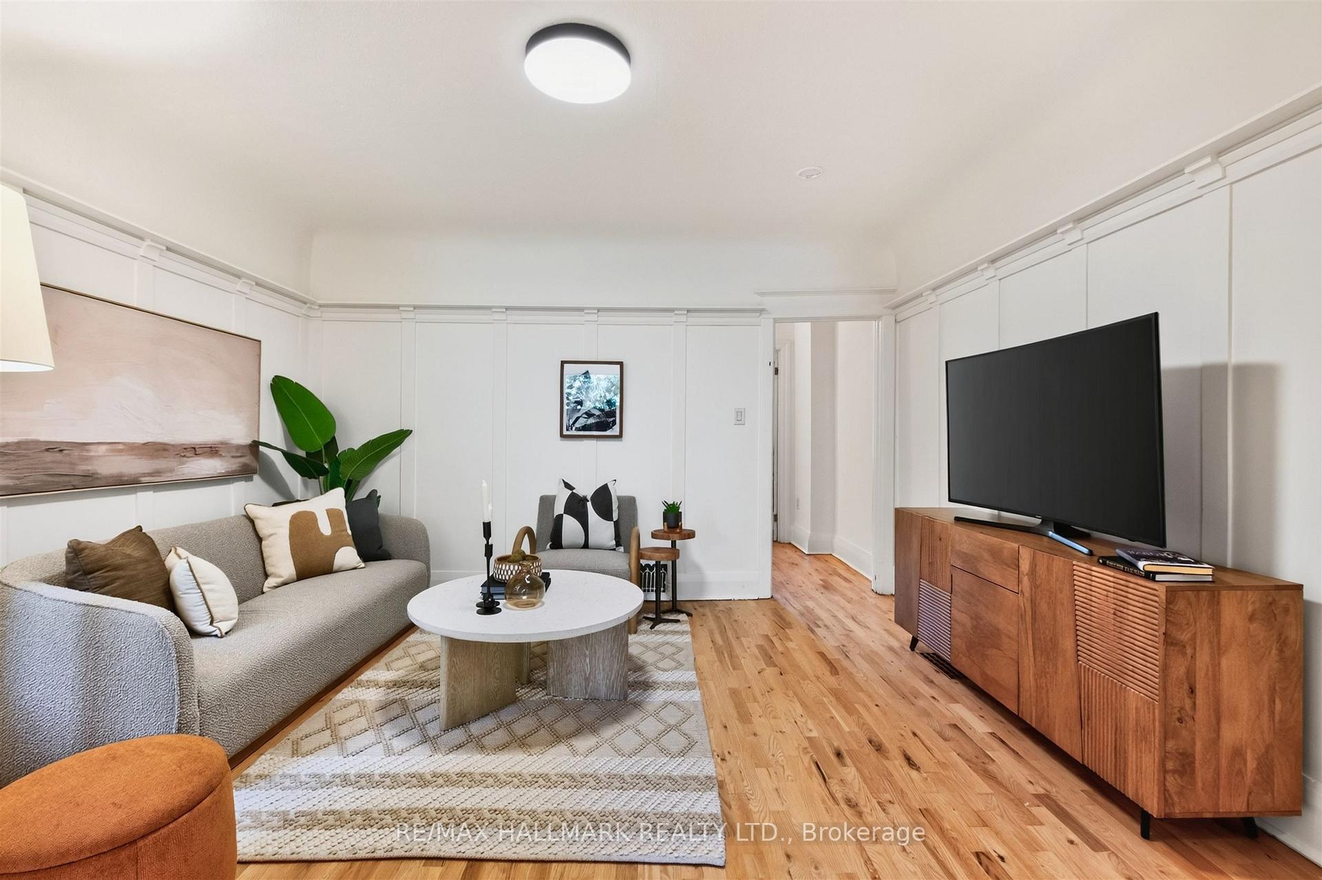 Photo 17 of 26 Pearson Avenue, Toronto, Roncesvalles — HOMEH