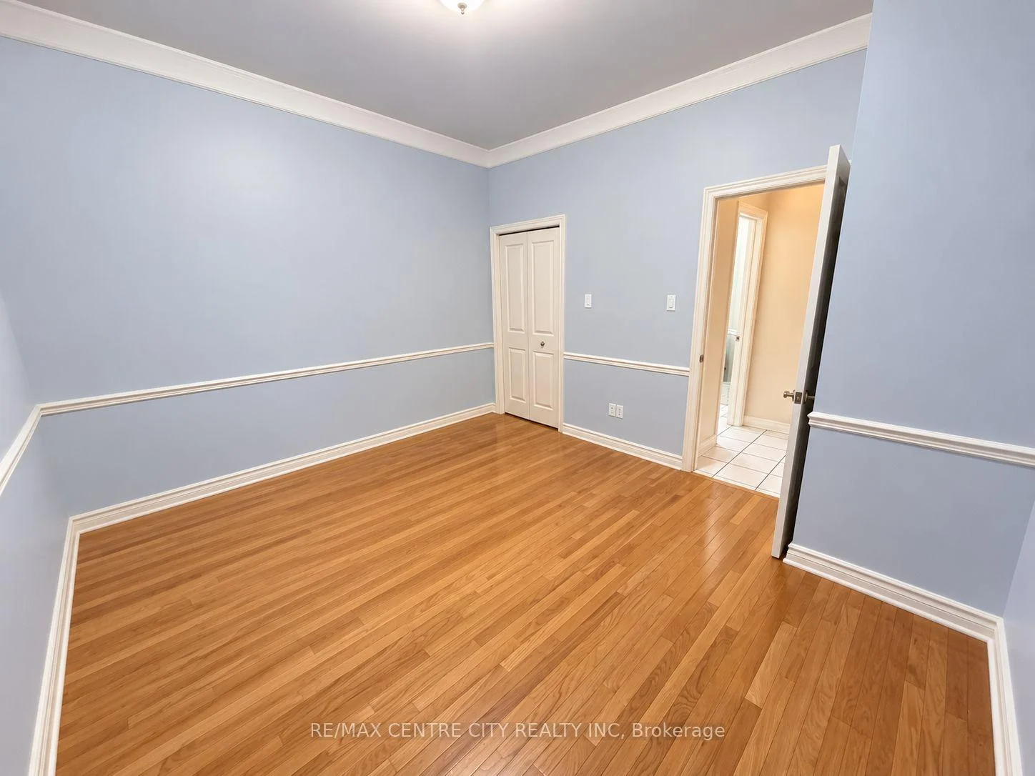 Photo 14 of Unit 7, 400 Ambleside Drive, London, North A — HOMEH