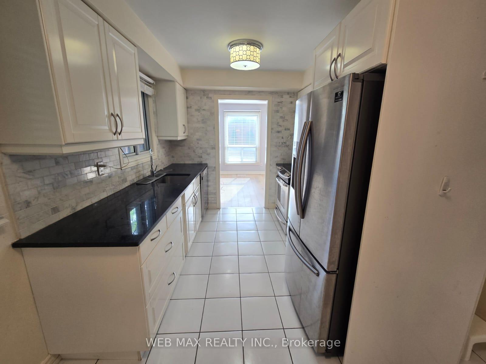 Photo 12 of 103 Misty Meadow Drive, Vaughan, East Woodbridge — HOMEH