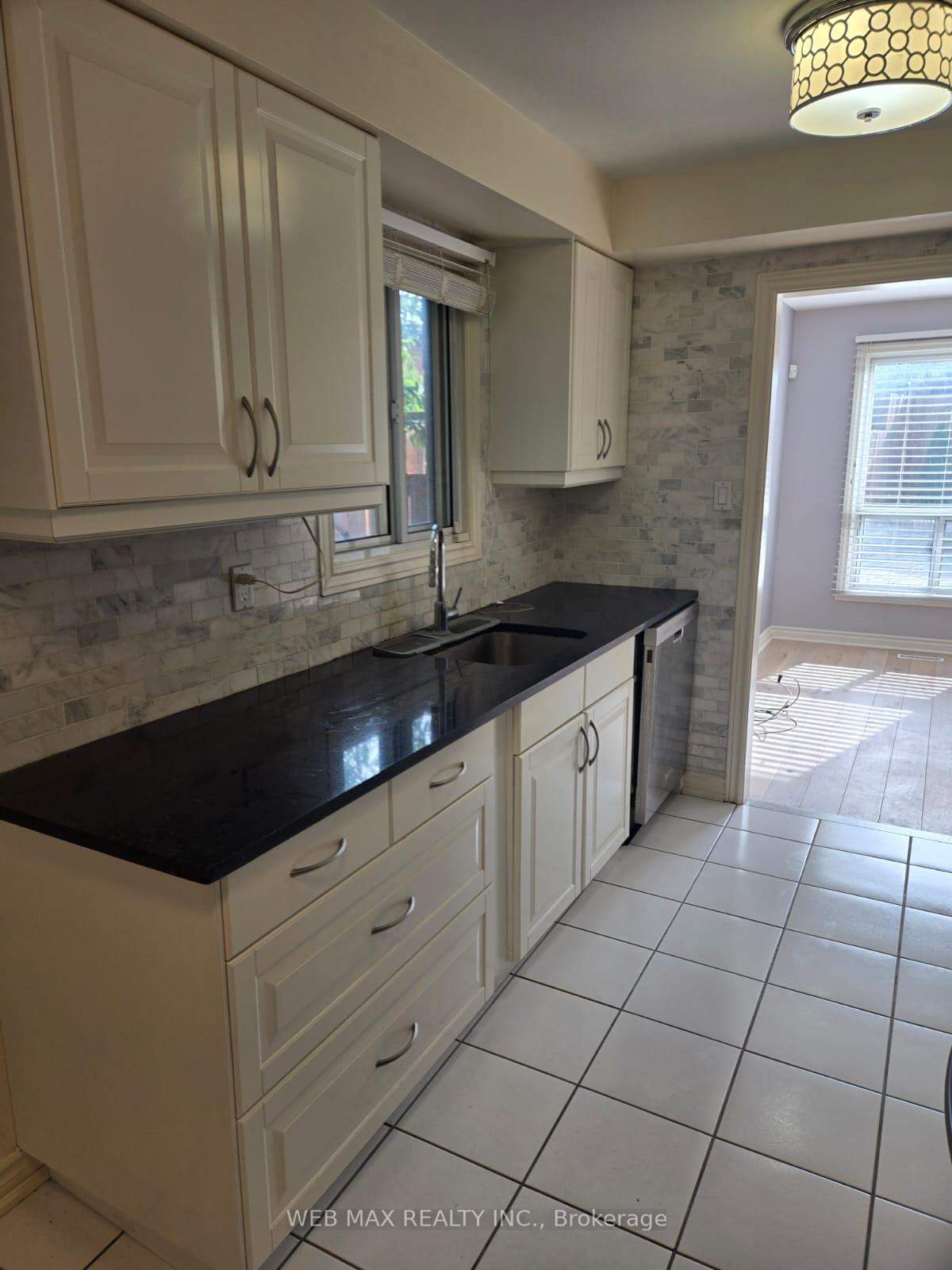 Photo 13 of 103 Misty Meadow Drive, Vaughan, East Woodbridge — HOMEH