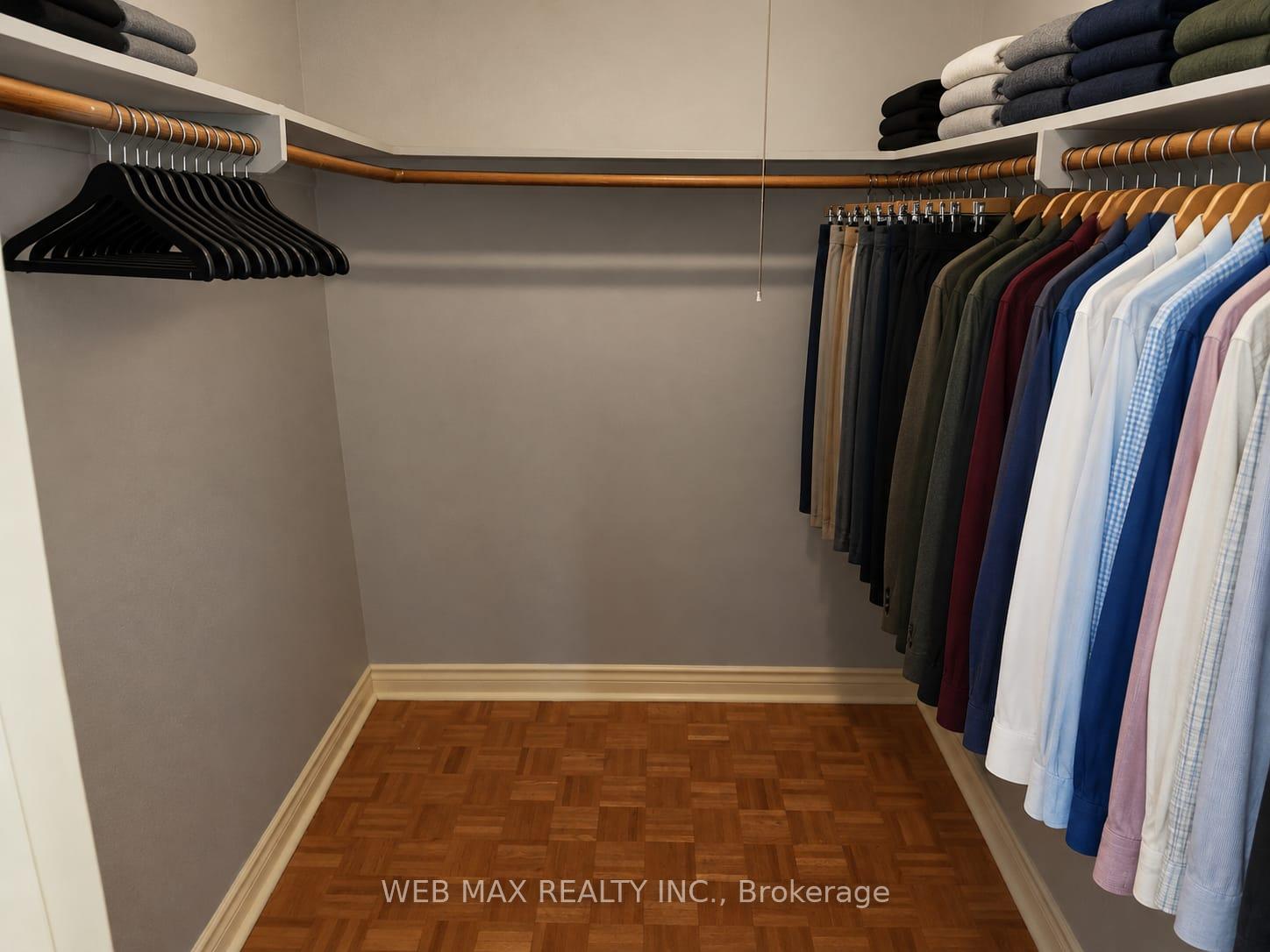 Photo 32 of 103 Misty Meadow Drive, Vaughan, East Woodbridge — HOMEH