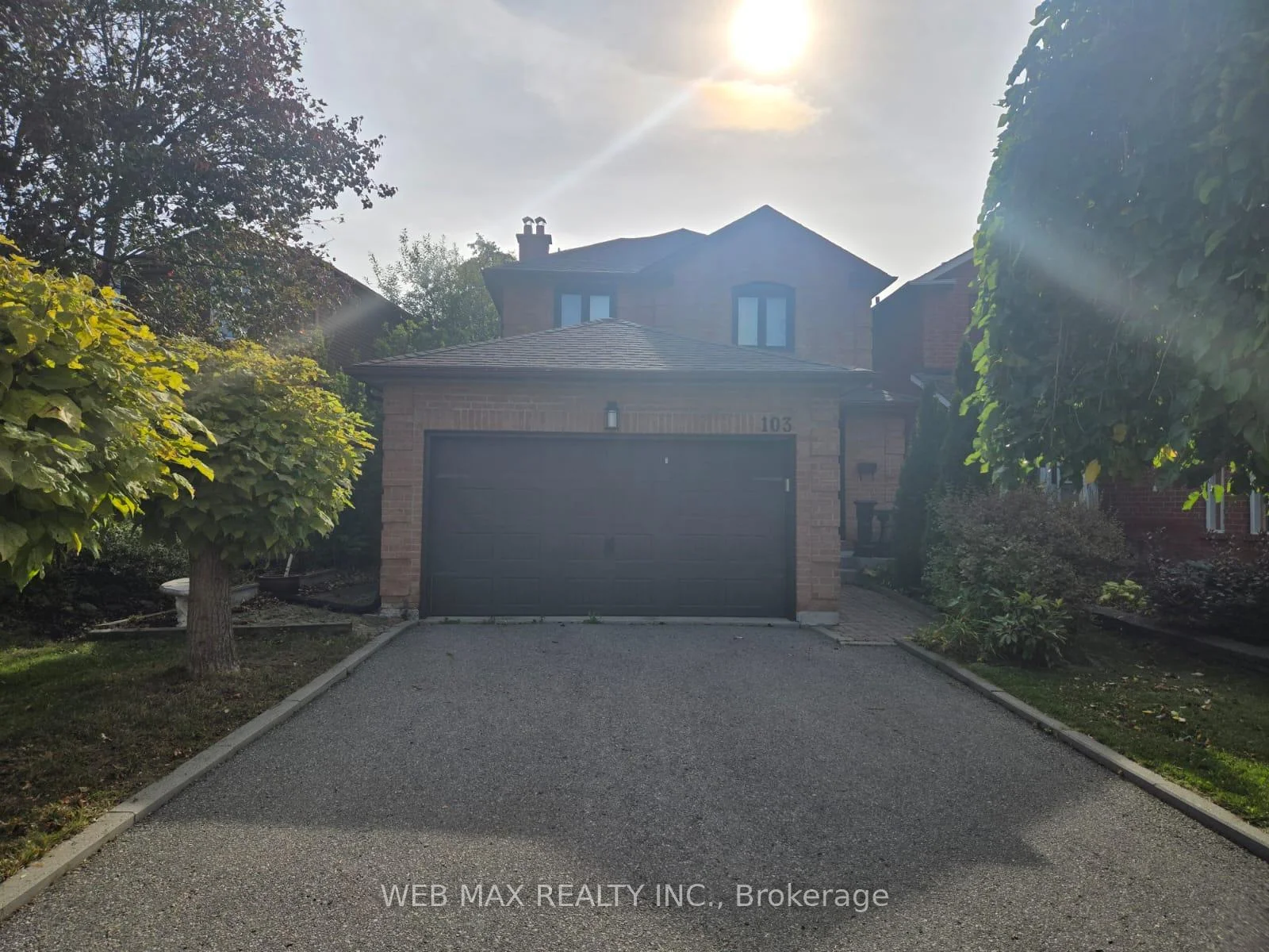Photo 4 of 103 Misty Meadow Drive, Vaughan, East Woodbridge — HOMEH