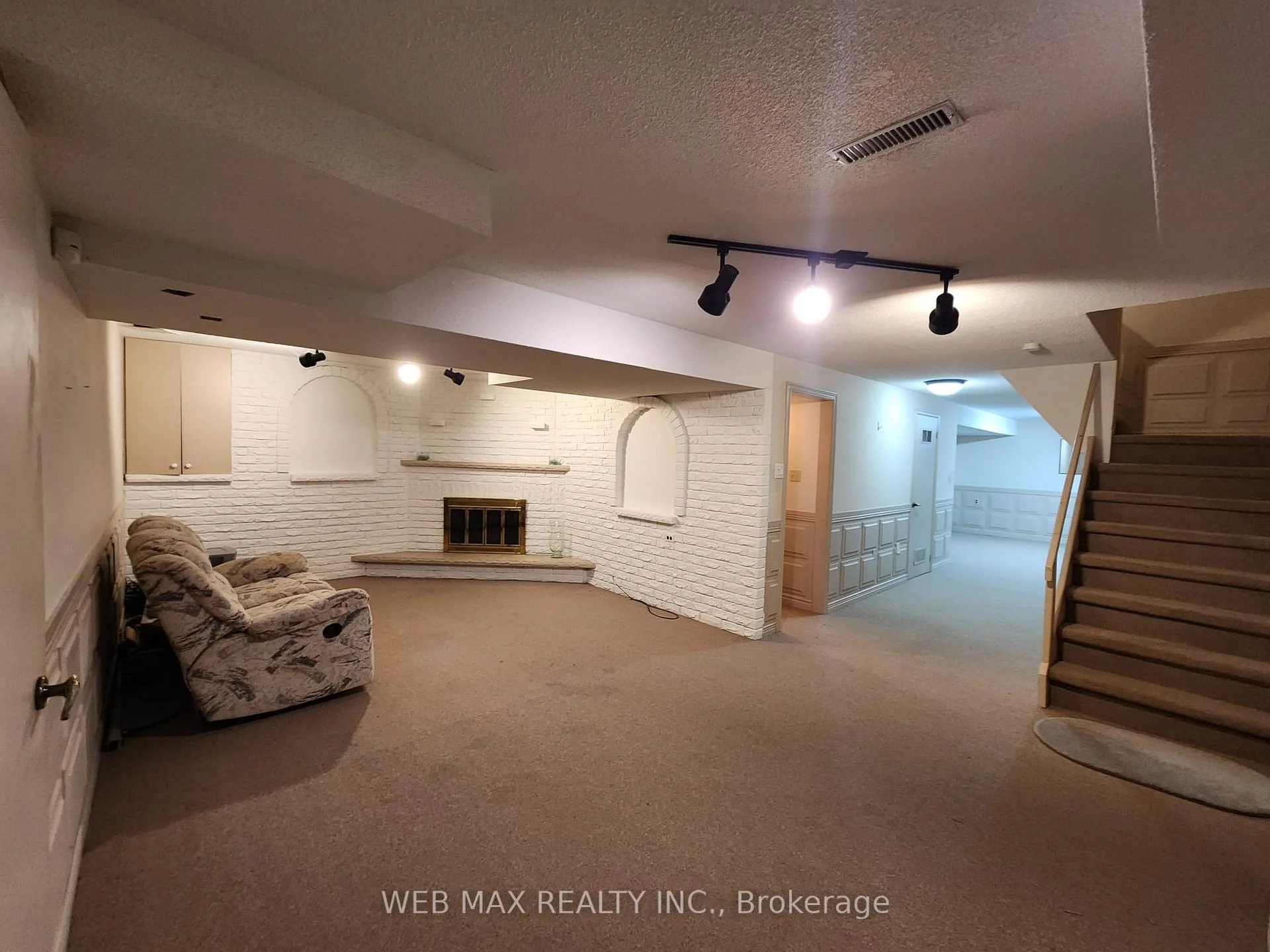 Photo 45 of 103 Misty Meadow Drive, Vaughan, East Woodbridge — HOMEH