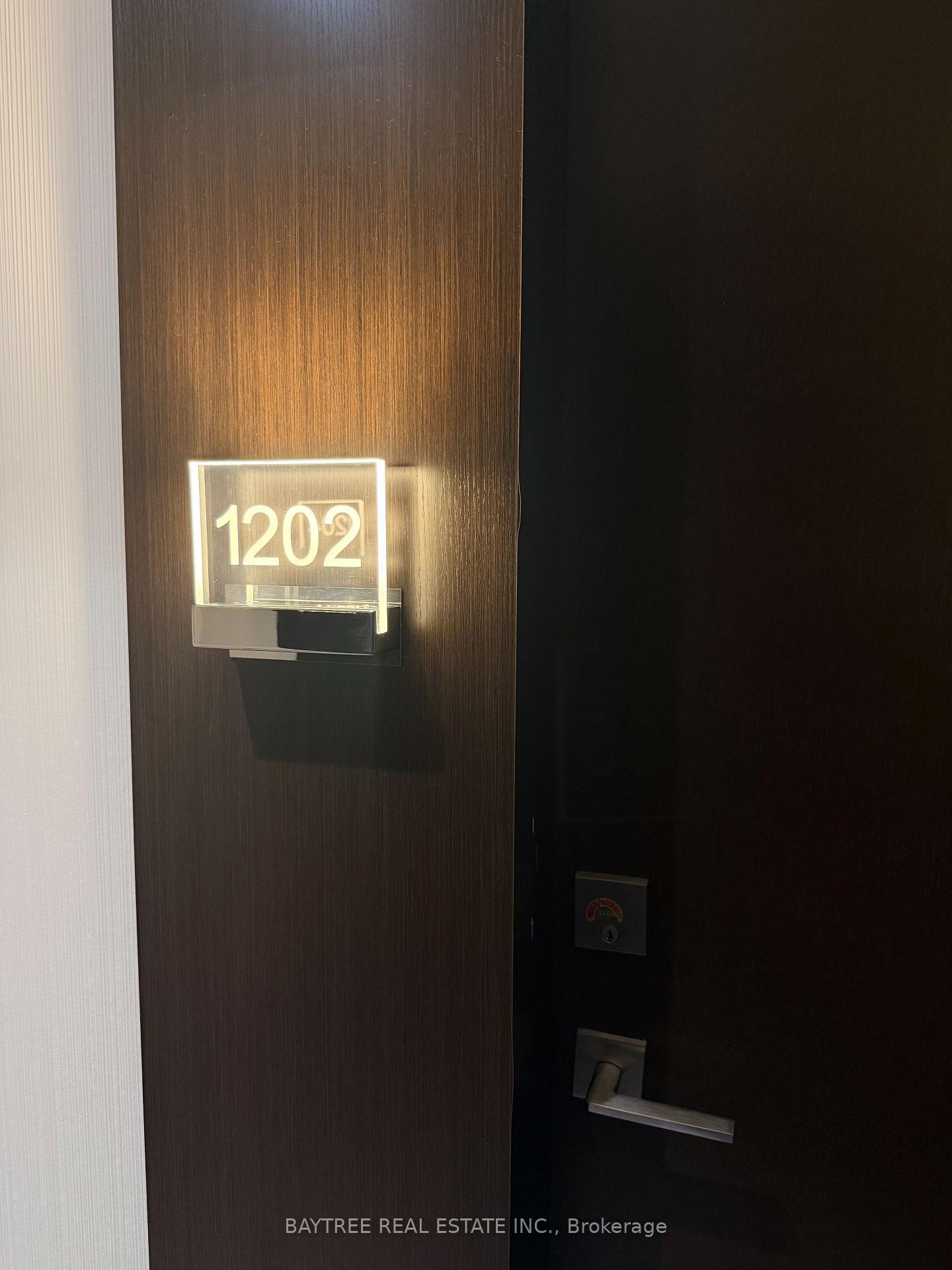 Photo of Unit 1202, 2221 Yonge Street