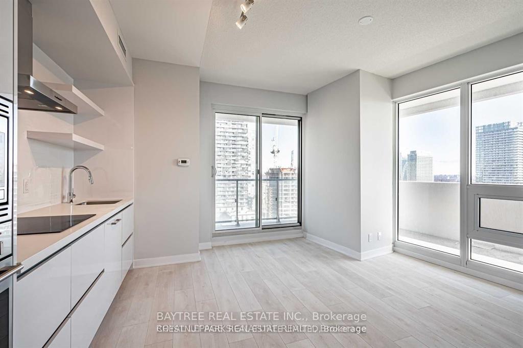 Photo 2 of Unit 1202, 2221 Yonge Street, Toronto, Mount Pleasant West — HOMEH