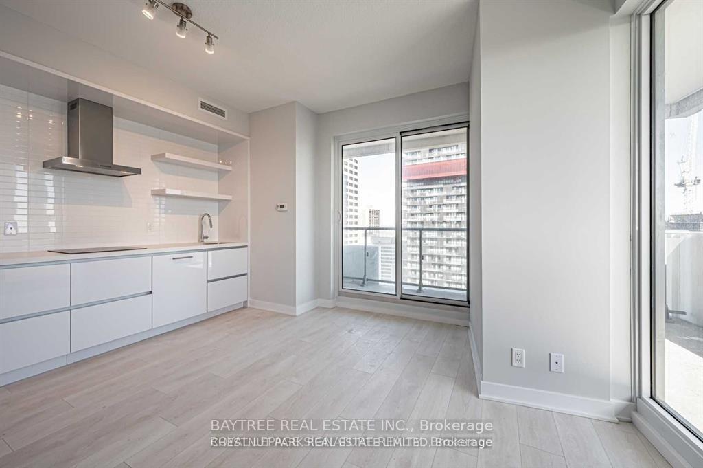 Photo 6 of Unit 1202, 2221 Yonge Street, Toronto, Mount Pleasant West — HOMEH