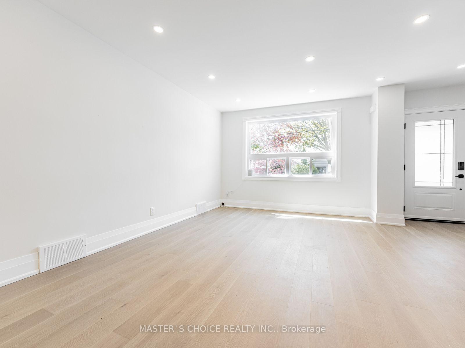 Photo 12 of 127 Highfield Road, Toronto, Greenwood-Coxwell — HOMEH