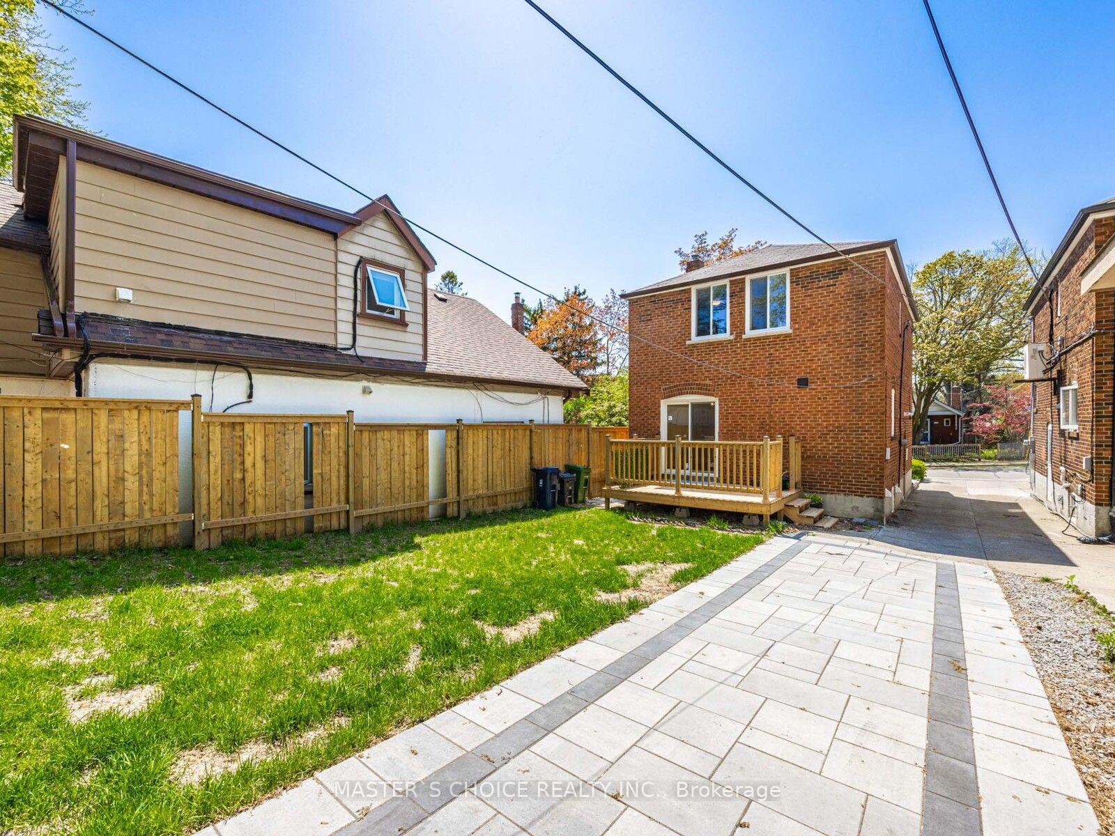 Photo 35 of 127 Highfield Road, Toronto, Greenwood-Coxwell — HOMEH