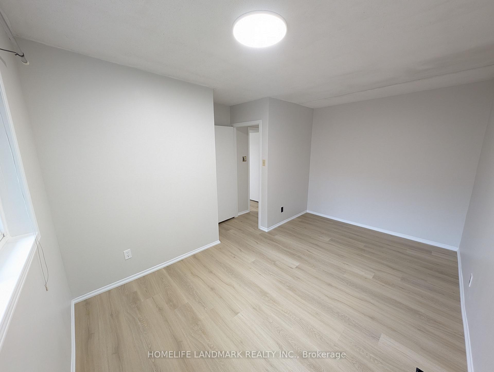 Photo 22 of 22 Threadneedle Crescent, North York, Hillcrest Village — HOMEH