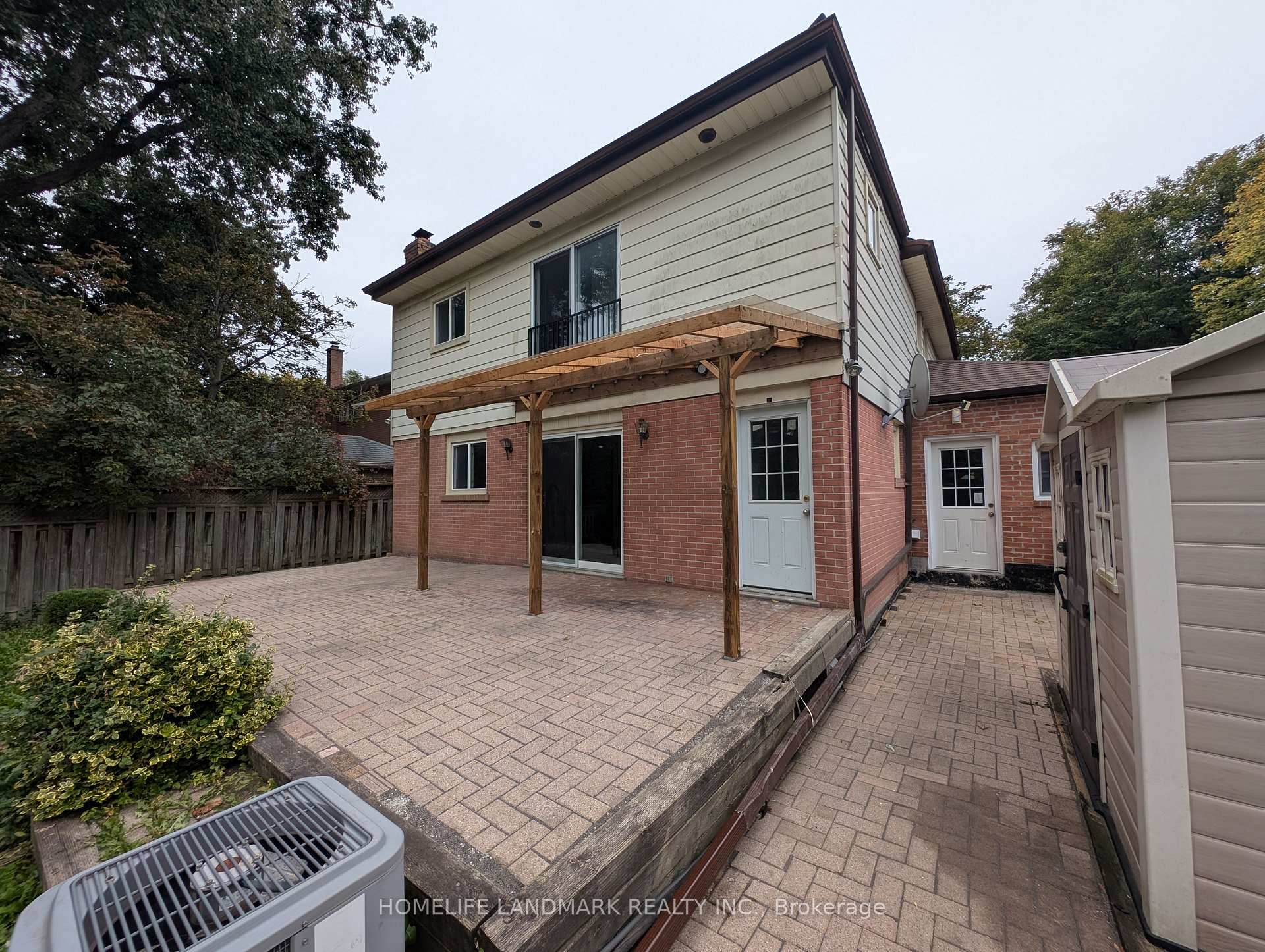 Photo 26 of 22 Threadneedle Crescent, North York, Hillcrest Village — HOMEH