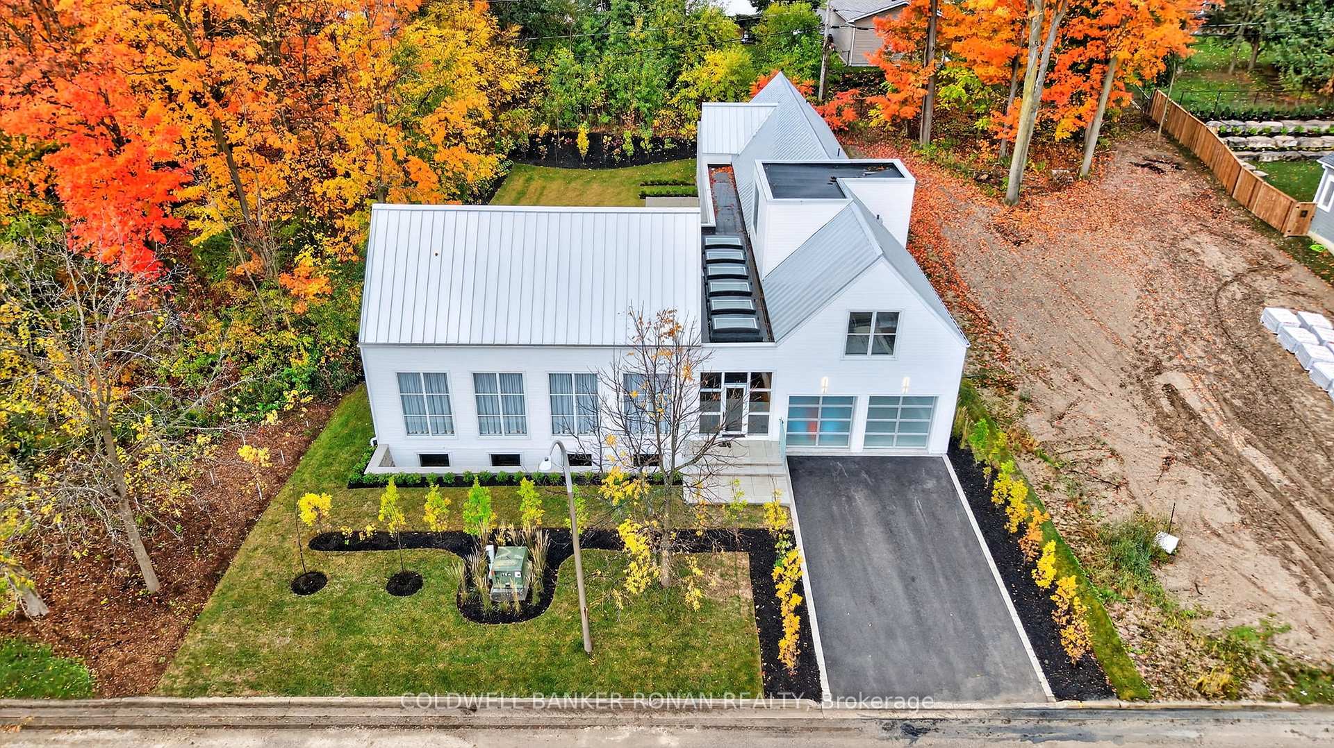Photo 48 of 9 Gray Avenue, New Tecumseth, Alliston — HOMEH