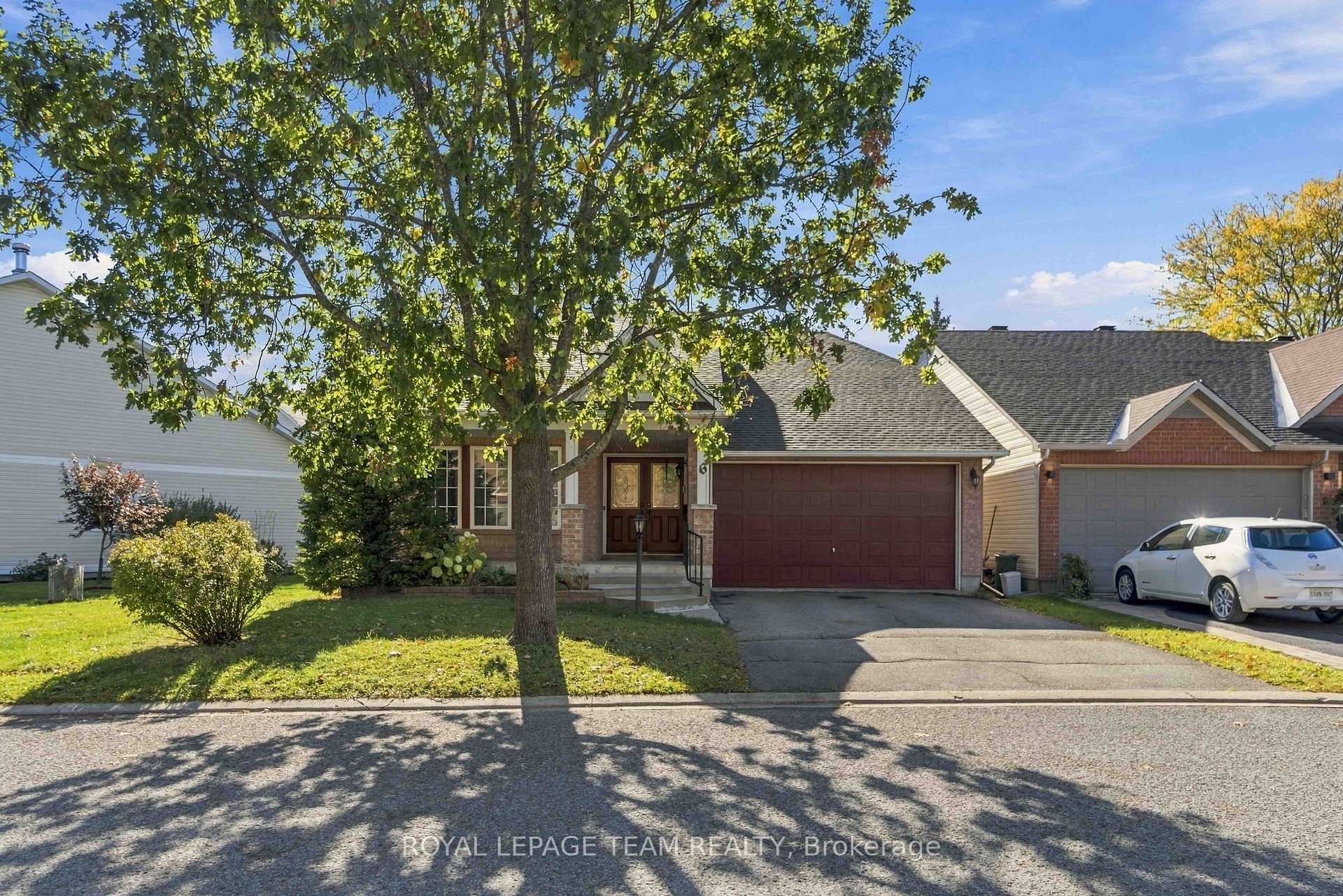 Photo 3 of 6 Windchime Crescent, Ottawa, Barrhaven East — HOMEH