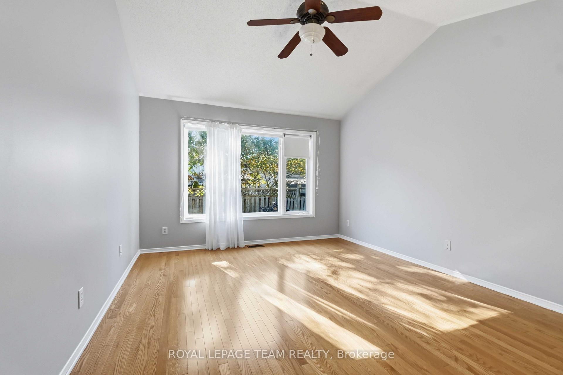 Photo 16 of 6 Windchime Crescent, Ottawa, Barrhaven East — HOMEH