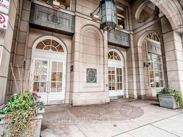 Photo 2 of Unit 2522, 25 The Esplanade, Toronto, Waterfront Communities — HOMEH