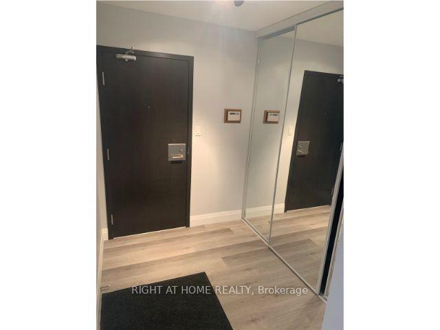 Photo 3 of Unit 2522, 25 The Esplanade, Toronto, Waterfront Communities — HOMEH