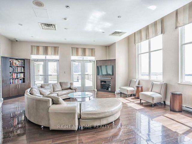 Photo 15 of Unit 2522, 25 The Esplanade, Toronto, Waterfront Communities — HOMEH