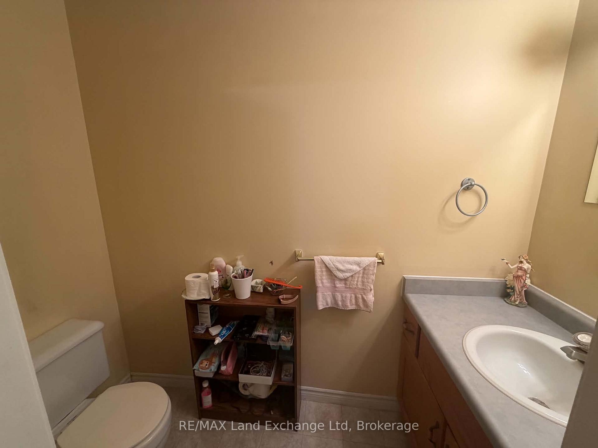Photo 33 of 276 Centre Street, North Huron, Wingham — HOMEH