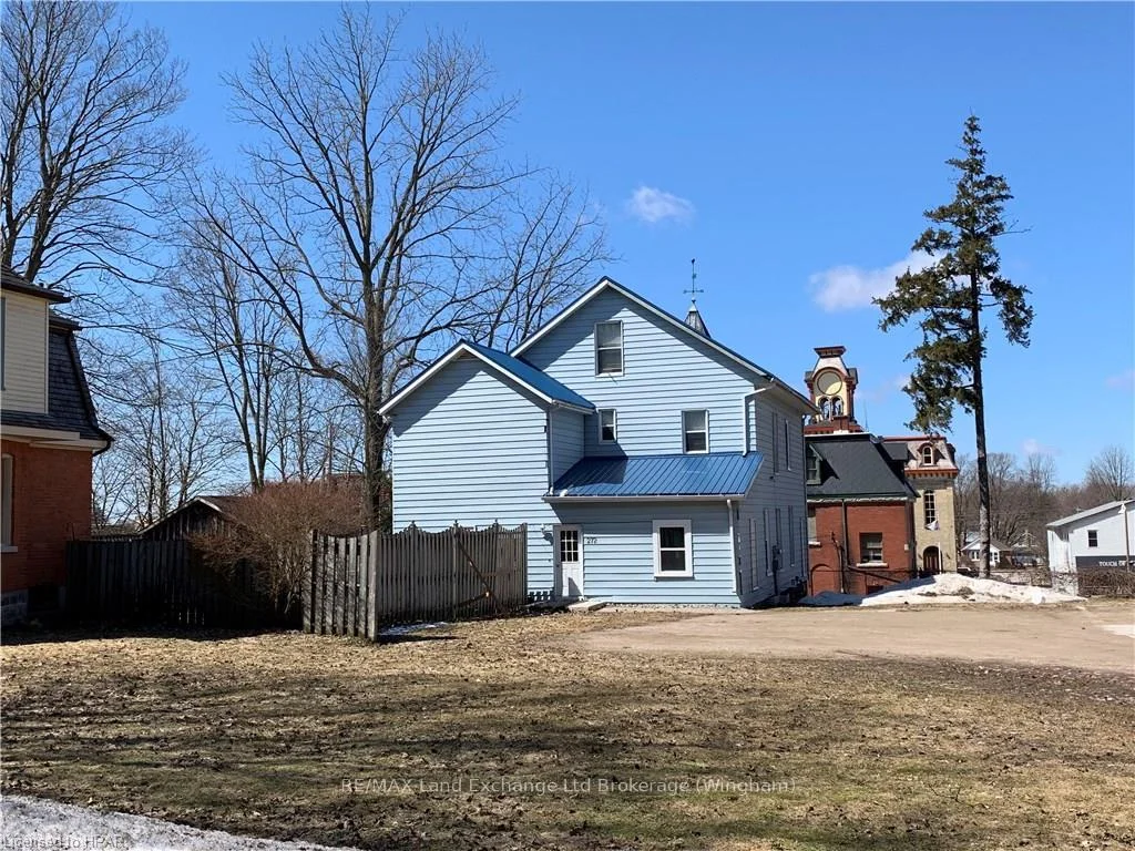 Photo 4 of 276 Centre Street, North Huron, Wingham — HOMEH