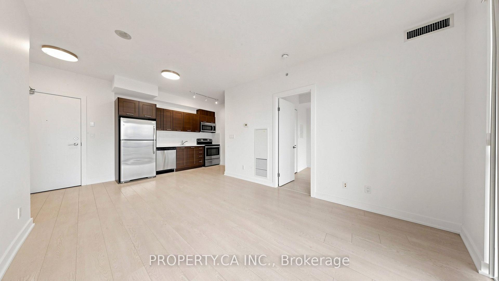 Photo 8 of Unit 1202, 20 Bruyeres Mews, Toronto, Niagara — HOMEH