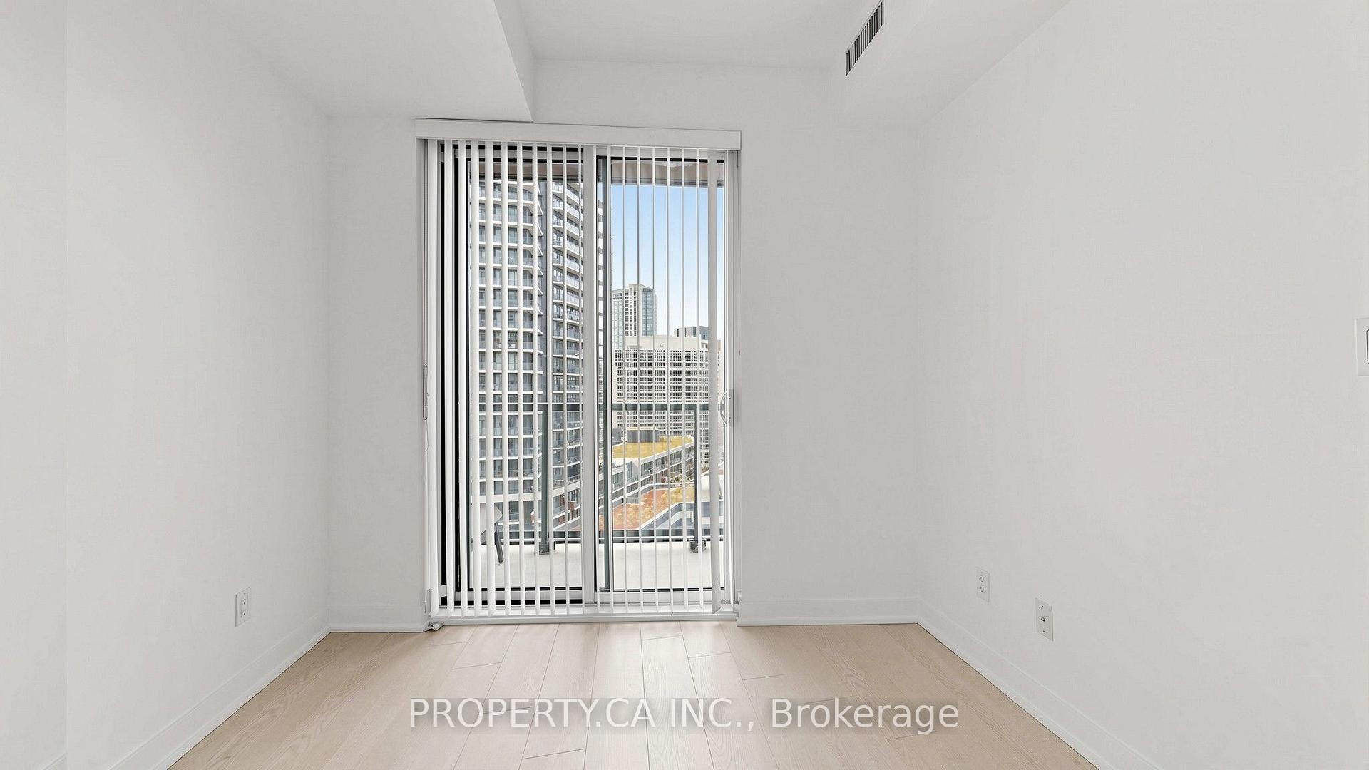 Photo 11 of Unit 1202, 20 Bruyeres Mews, Toronto, Niagara — HOMEH