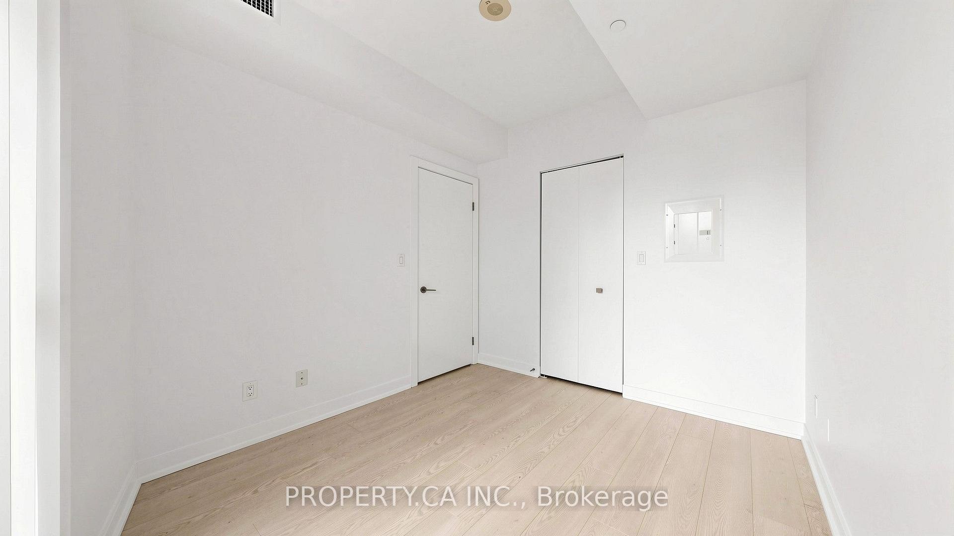 Photo 12 of Unit 1202, 20 Bruyeres Mews, Toronto, Niagara — HOMEH
