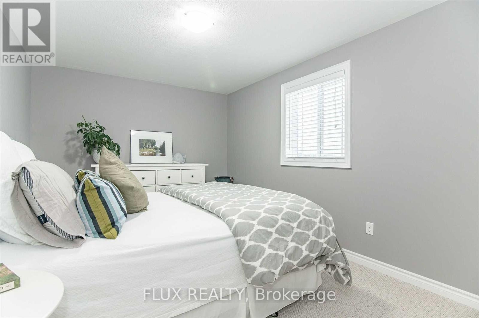 Photo 21 of 54 Ingram Drive, Guelph, Victoria North — HOMEH