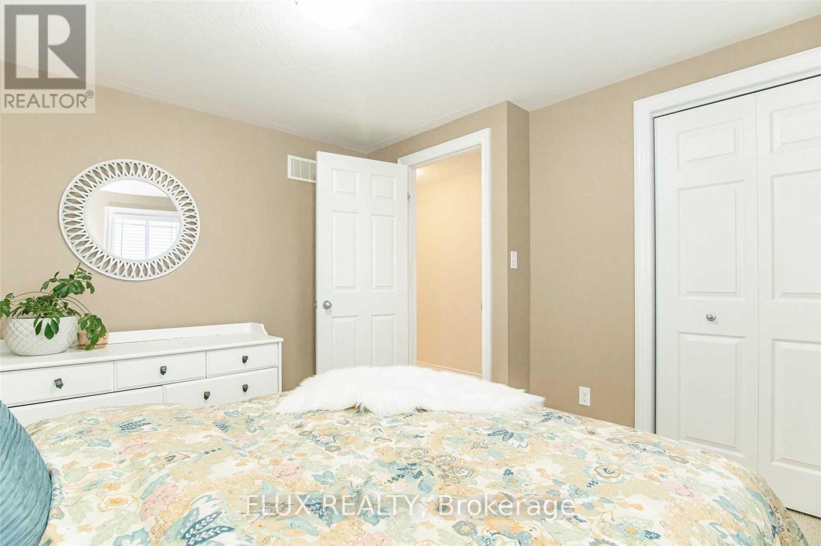 Photo 24 of 54 Ingram Drive, Guelph, Victoria North — HOMEH
