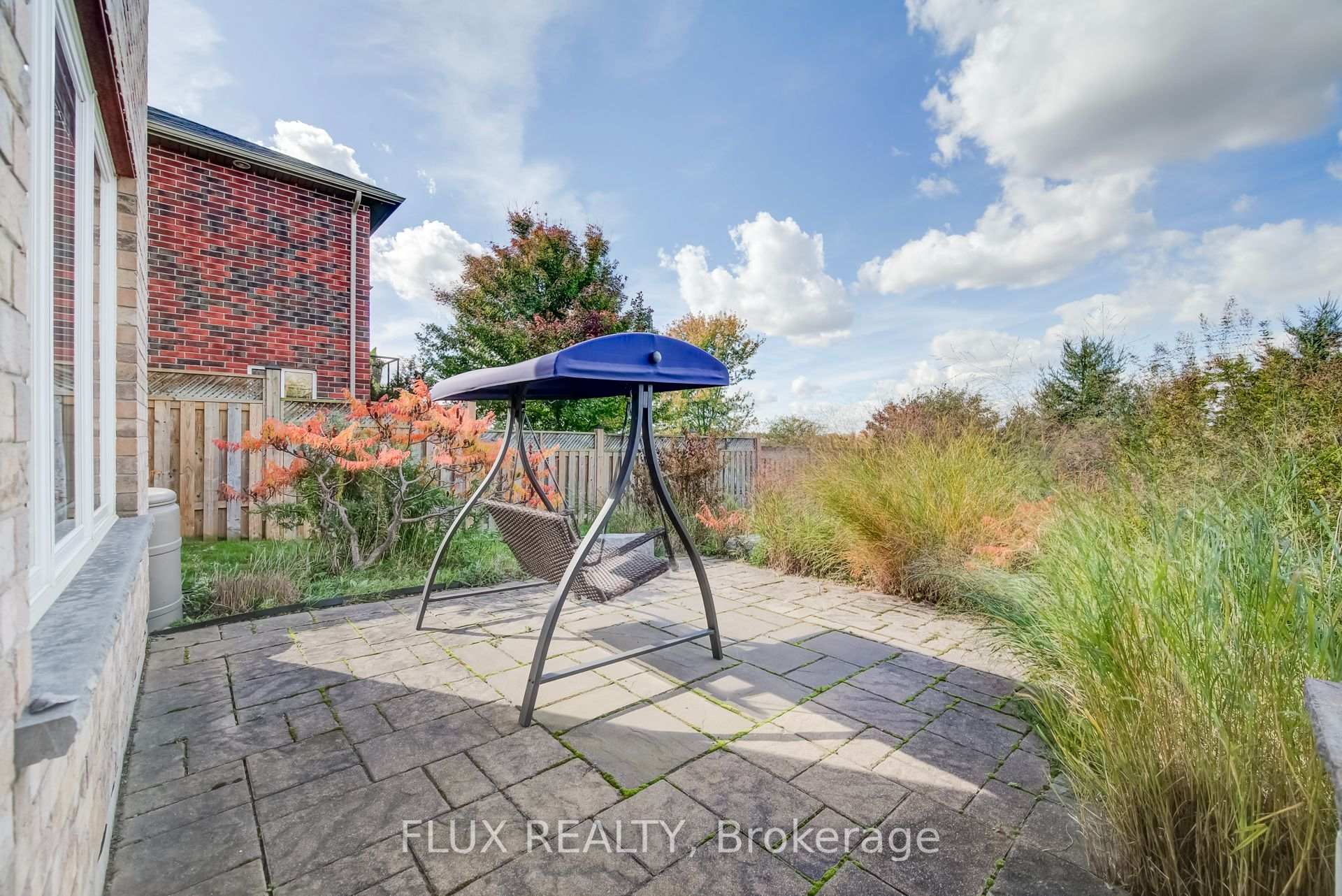Photo 32 of 54 Ingram Drive, Guelph, Victoria North — HOMEH