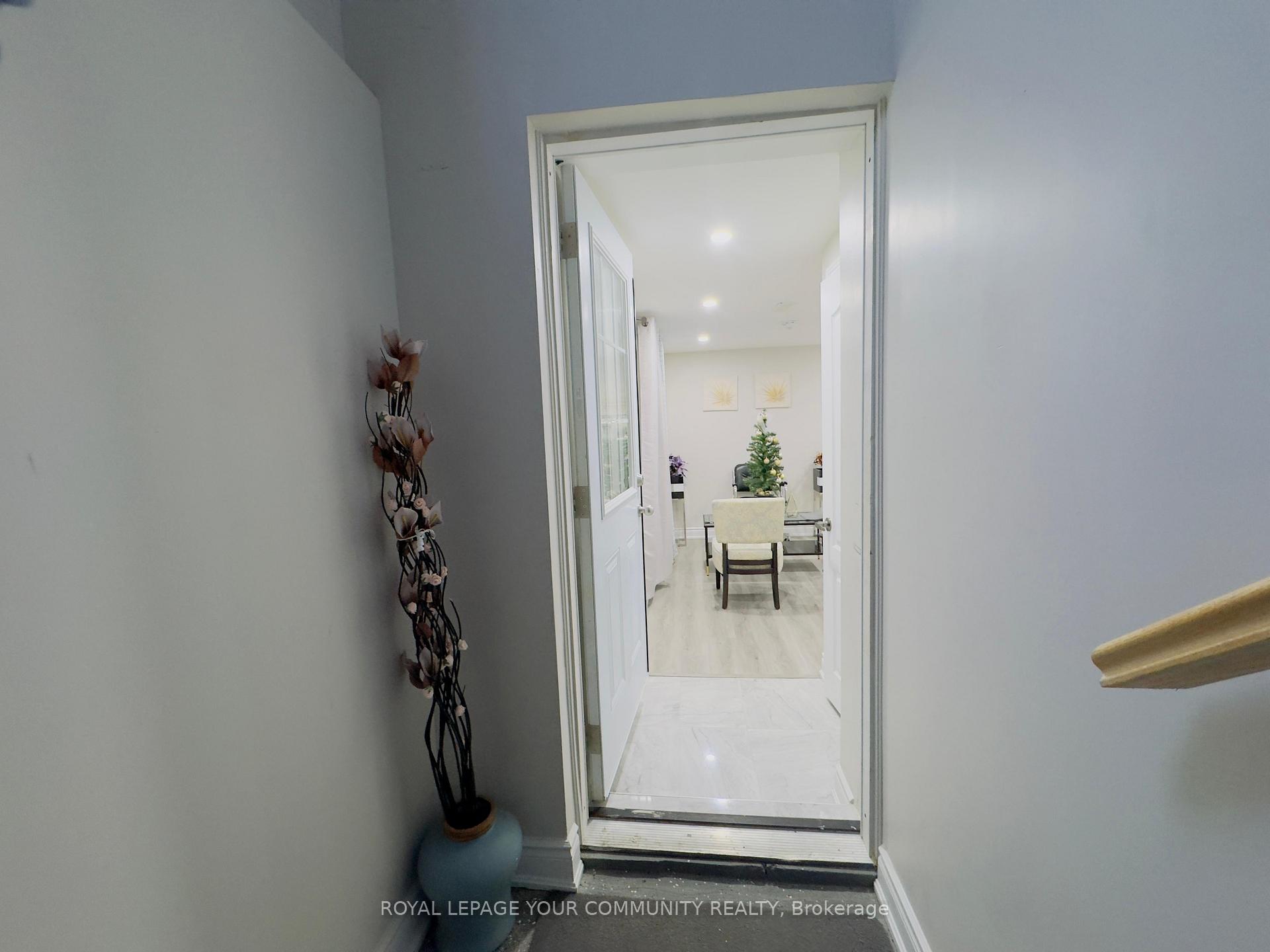 Photo 3 of Unit Bsmt, 24 Nasmith Street, Brampton, Westgate — HOMEH