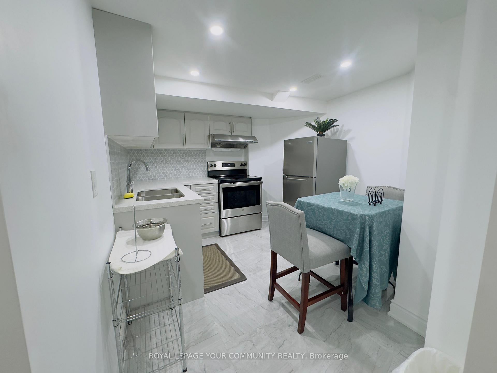 Photo 12 of Unit Bsmt, 24 Nasmith Street, Brampton, Westgate — HOMEH