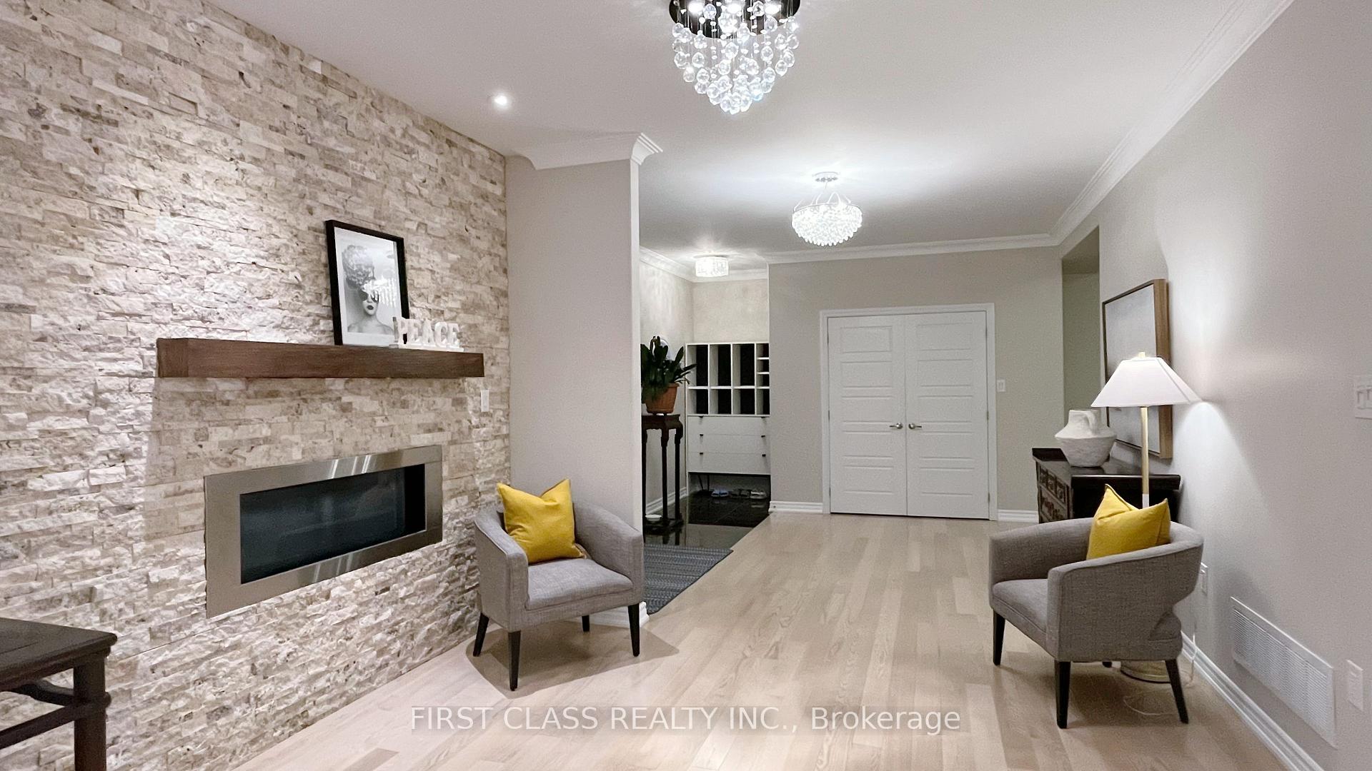 Photo 4 of 30 Meadowacres Drive, Scarborough, Tam O'Shanter-Sullivan — HOMEH
