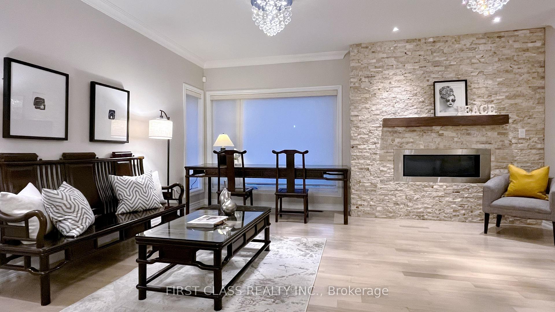 Photo 5 of 30 Meadowacres Drive, Scarborough, Tam O'Shanter-Sullivan — HOMEH