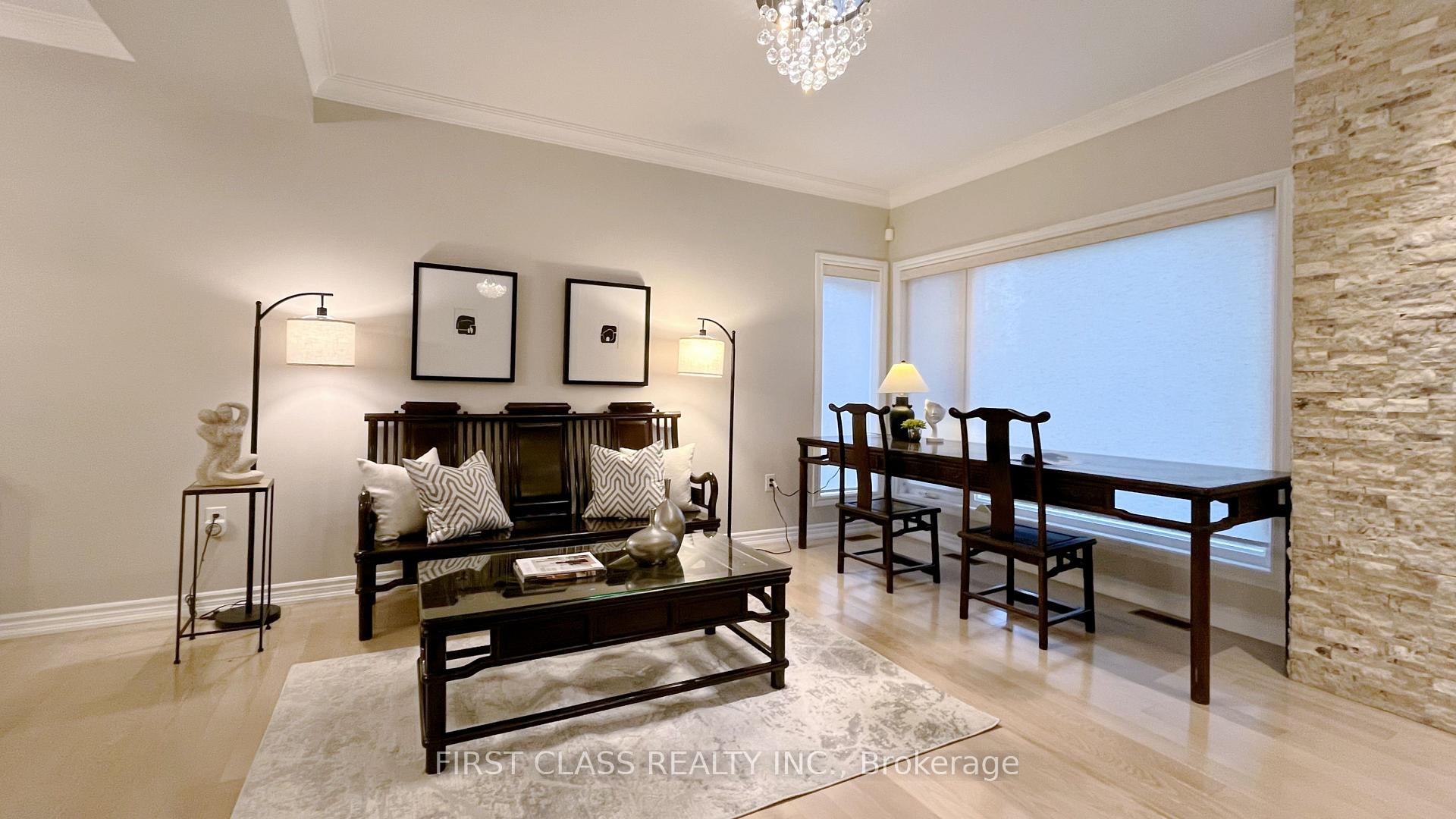 Photo 6 of 30 Meadowacres Drive, Scarborough, Tam O'Shanter-Sullivan — HOMEH